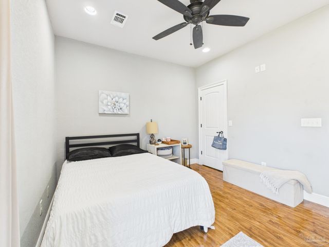 3232 Southfork Dr, Pace, FL 32571