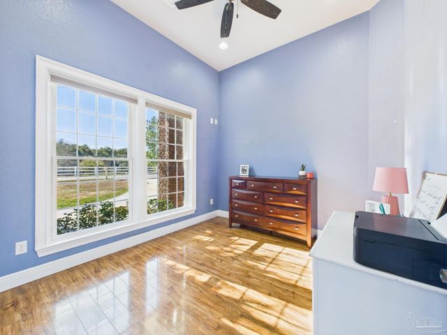 3232 Southfork Dr, Pace, FL 32571