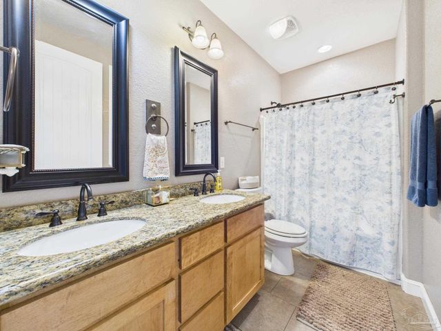 3232 Southfork Dr, Pace, FL 32571