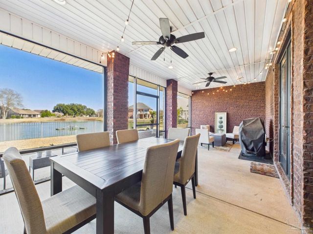 3232 Southfork Dr, Pace, FL 32571