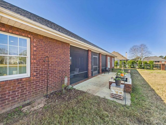 3232 Southfork Dr, Pace, FL 32571