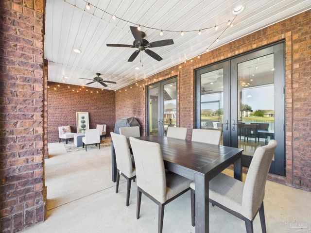 3232 Southfork Dr, Pace, FL 32571