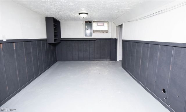 1326 Crestview Avenue, Akron, OH 44320