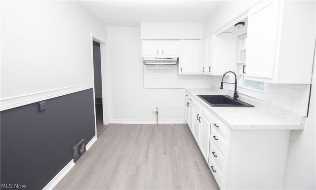 1326 Crestview Avenue, Akron, OH 44320