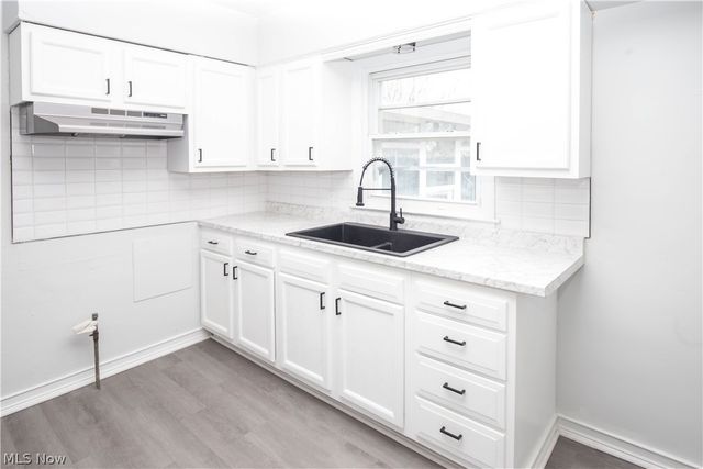 1326 Crestview Avenue, Akron, OH 44320