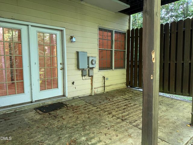 801 Carved Oak Drive, Durham, NC 27707