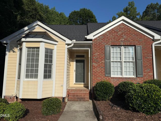 801 Carved Oak Drive, Durham, NC 27707
