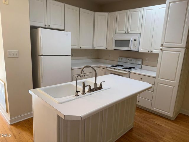 801 Carved Oak Drive, Durham, NC 27707