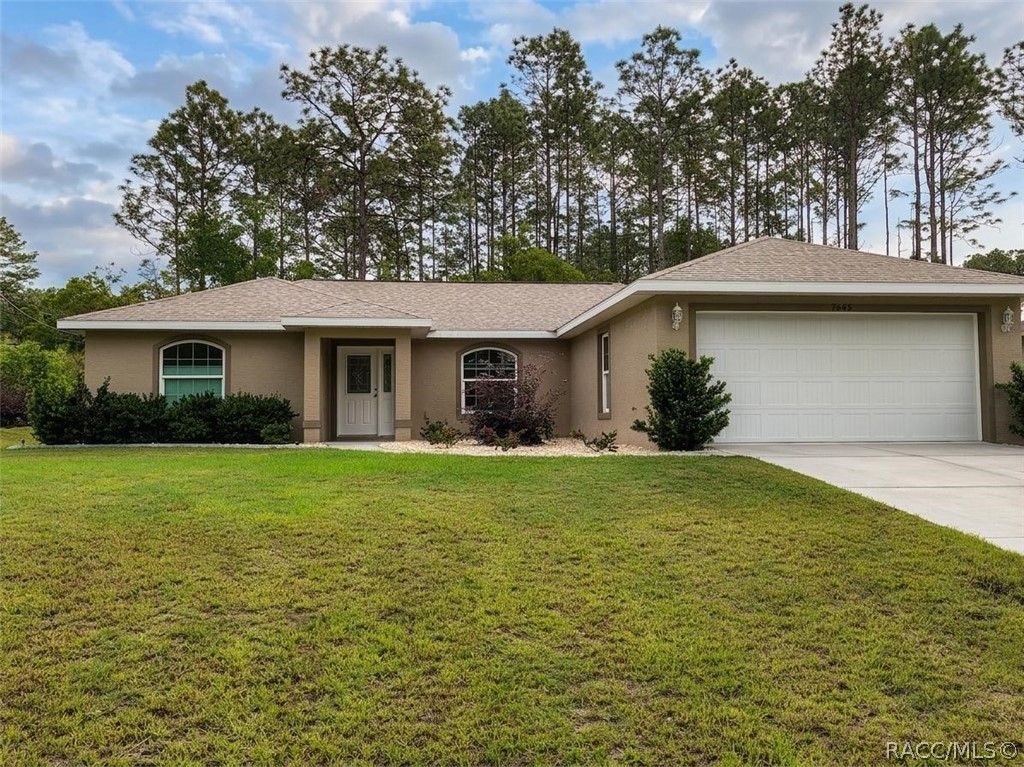 7645 N Gray Terrace, Dunnellon, FL 34434