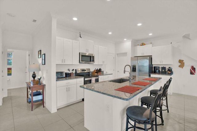 8852 GALLANTREE PLACE, Land O Lakes, FL 34637
