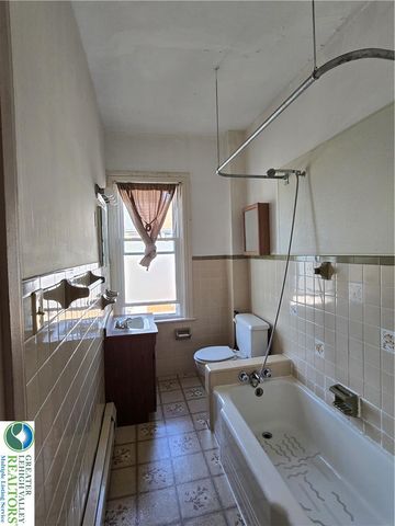 628 Linden Street 2, Bethlehem City, PA 18018