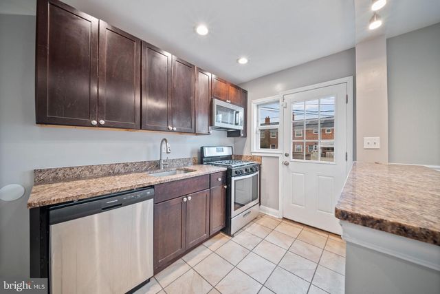 834 N MARLYN AVE, Essex, MD 21221