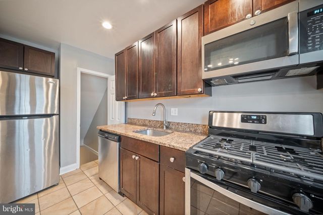 834 N MARLYN AVE, Essex, MD 21221