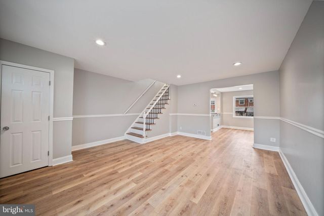 834 N MARLYN AVE, Essex, MD 21221