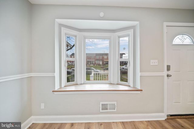 834 N MARLYN AVE, Essex, MD 21221