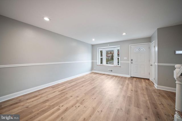 834 N MARLYN AVE, Essex, MD 21221