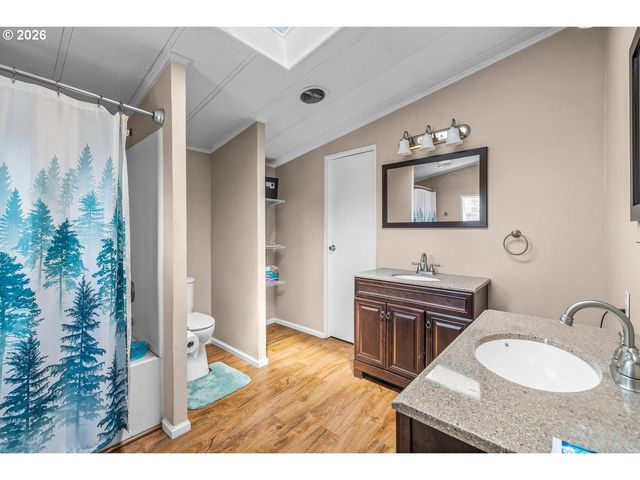 8525 Sw CRESCENT Pl, Terrebonne, OR 97760