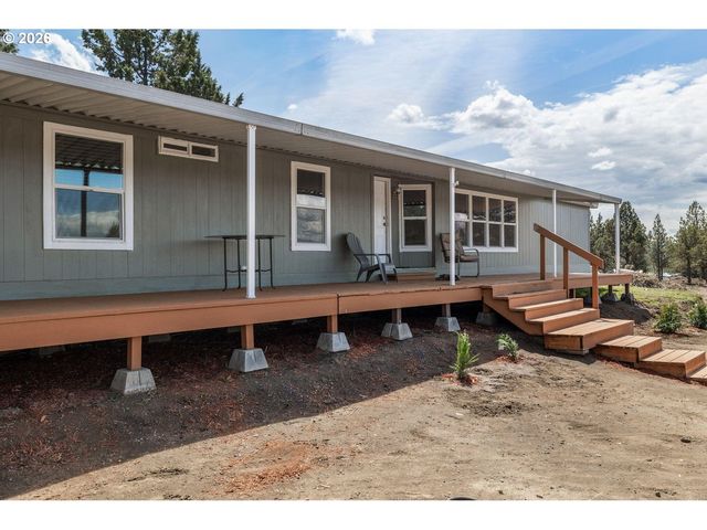 8525 Sw CRESCENT Pl, Terrebonne, OR 97760