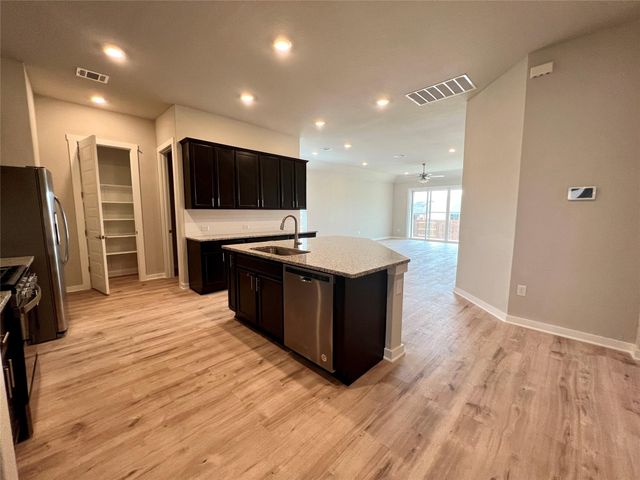 2308 Bear Cub BND, Leander, TX 78641