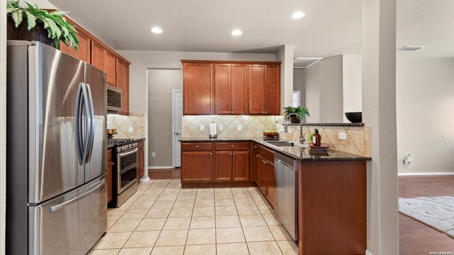 12530 Crockett Way, San Antonio, TX 78253