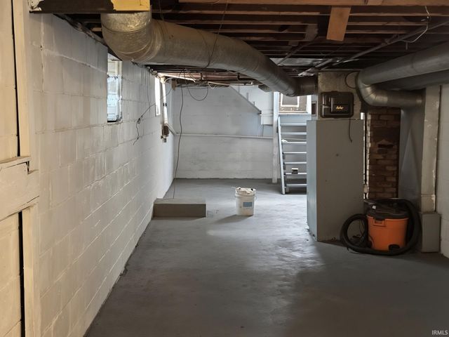 2223 S Main Street, Elkhart, IN 46517