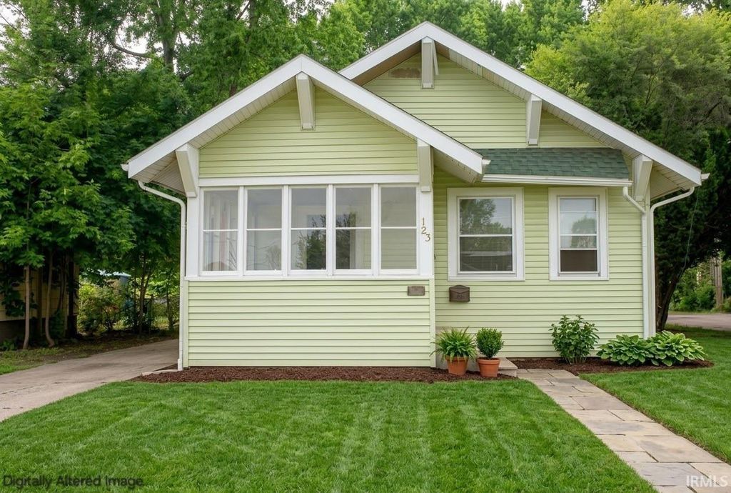 2223 S Main Street, Elkhart, IN 46517