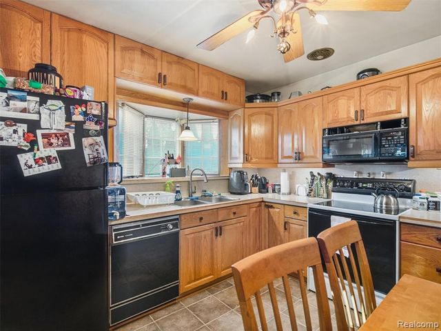 48172 Bluebird Drive, Shelby Twp, MI 48317