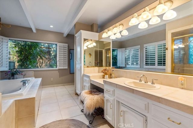 12430 Cattle King, Bakersfield, CA 93306