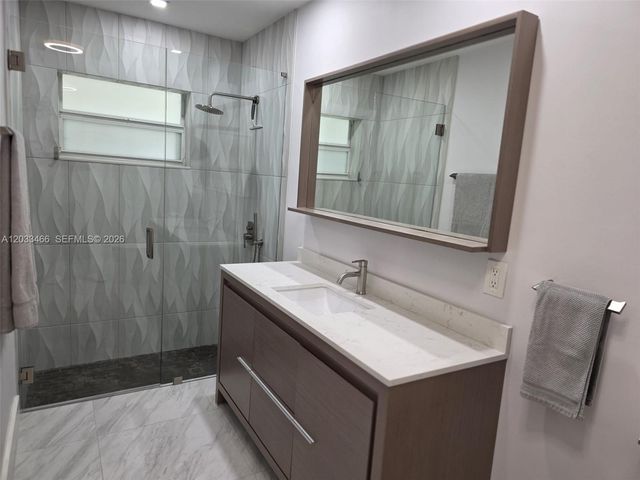 14141 Langley Place, Davie, FL 33325