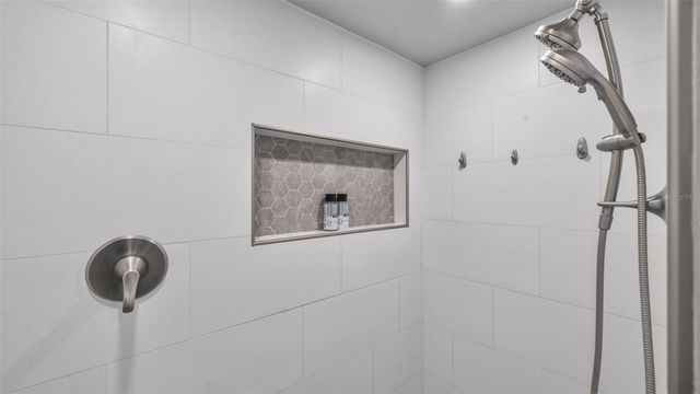 2033 58TH LANE N, Clearwater, FL 33760