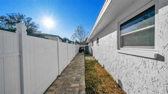 2033 58TH LANE N, Clearwater, FL 33760