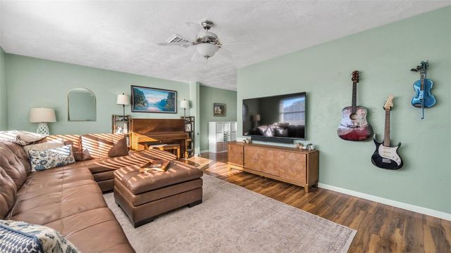 2033 58TH LANE N, Clearwater, FL 33760