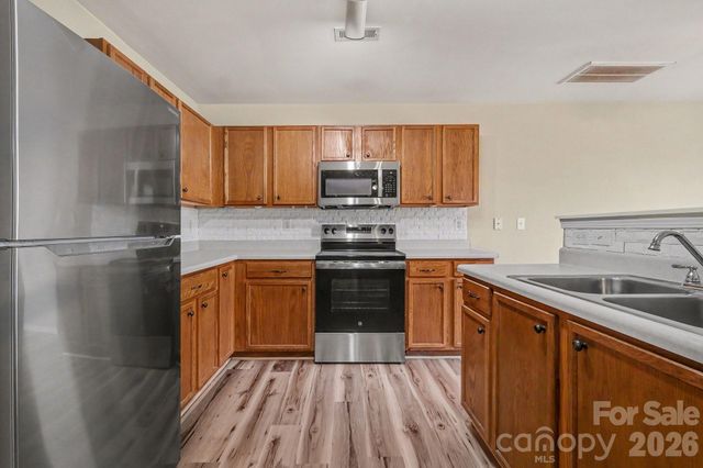 8607 Westhope Street, Charlotte, NC 28216