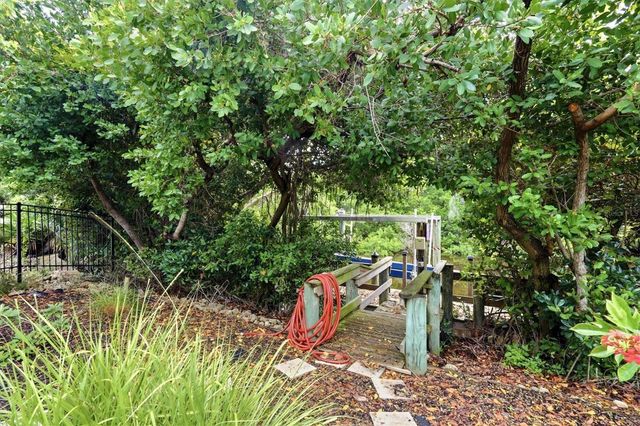 18050 WOODEN SKIFF COURT, Nokomis, FL 34275