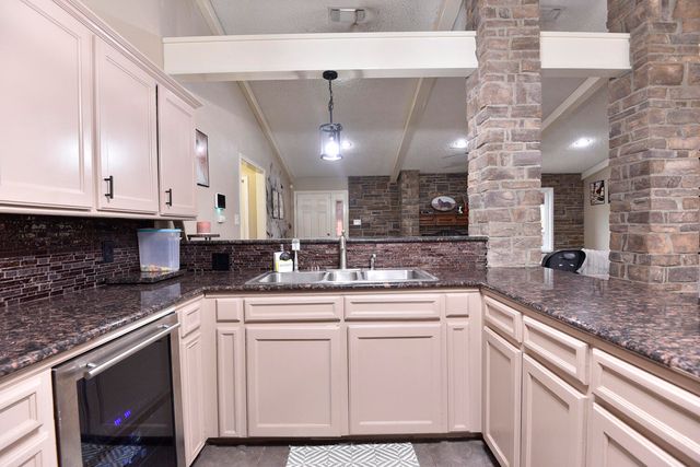 5202 93rd Street, Lubbock, TX 79424