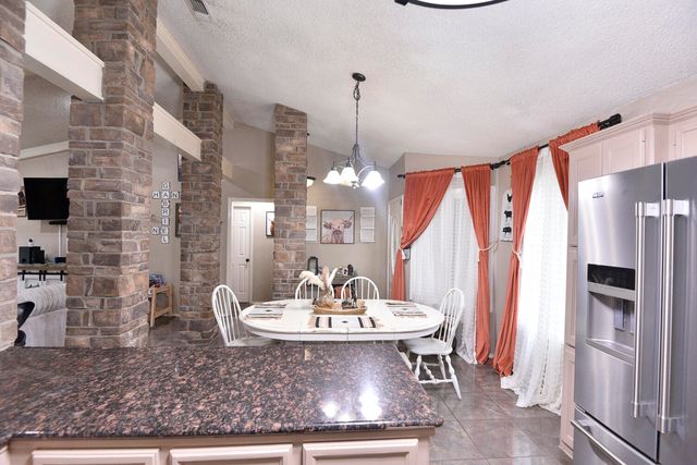 5202 93rd Street, Lubbock, TX 79424