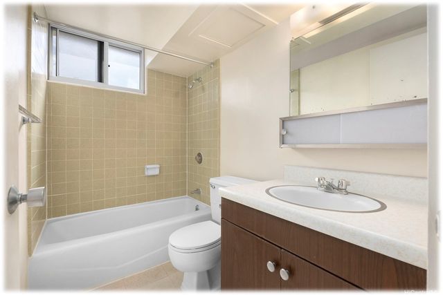 1650 Young Street, Honolulu, HI 96826