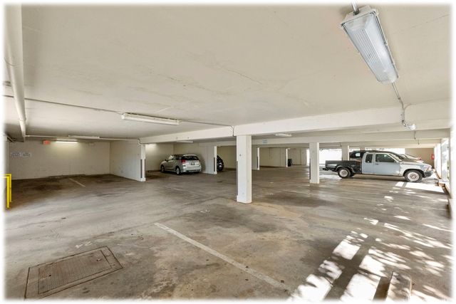 1650 Young Street, Honolulu, HI 96826
