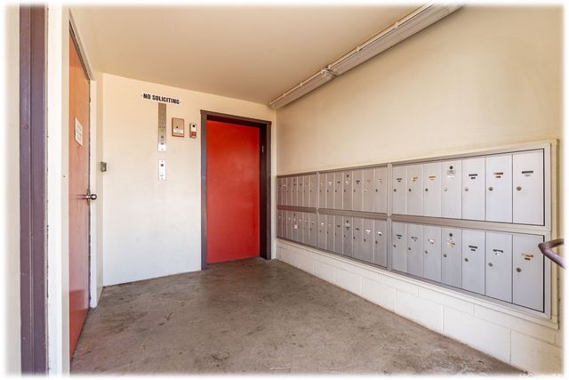 1650 Young Street, Honolulu, HI 96826