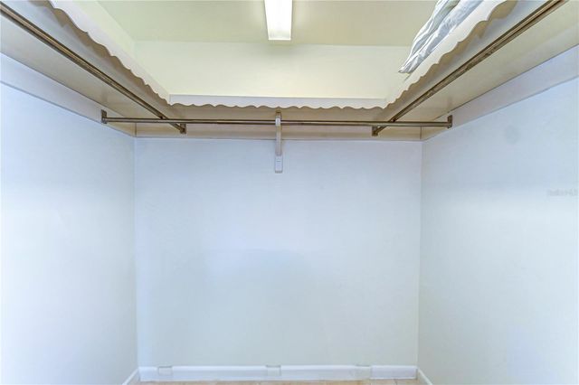 5220 BRITTANY DRIVE S 807, St Petersburg, FL 33715