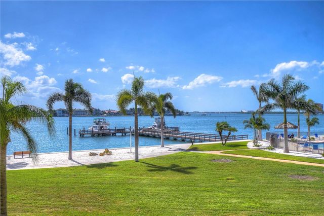 5220 BRITTANY DRIVE S 807, St Petersburg, FL 33715