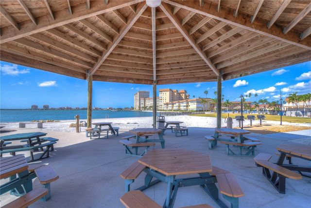 5220 BRITTANY DRIVE S 807, St Petersburg, FL 33715