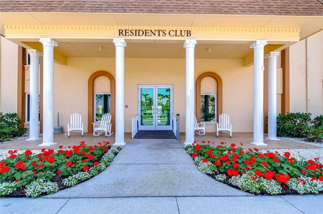 5220 BRITTANY DRIVE S 807, St Petersburg, FL 33715