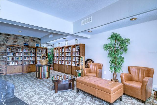 5220 BRITTANY DRIVE S 807, St Petersburg, FL 33715