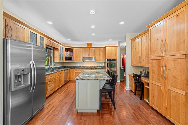 181 Ethridge Way, Hartwell, GA 30643