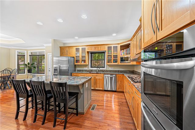 181 Ethridge Way, Hartwell, GA 30643