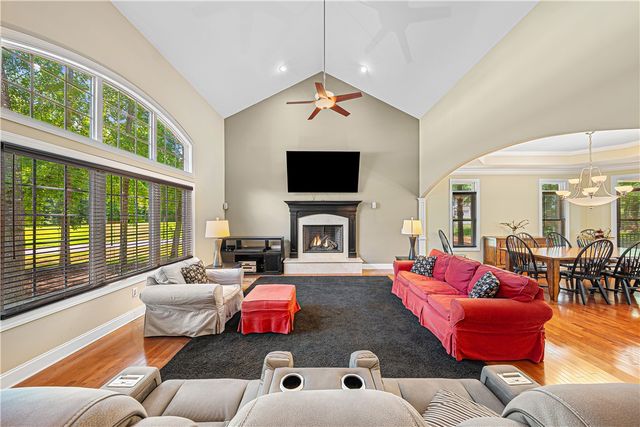 181 Ethridge Way, Hartwell, GA 30643