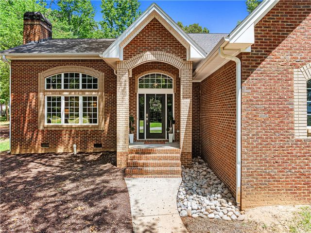181 Ethridge Way, Hartwell, GA 30643