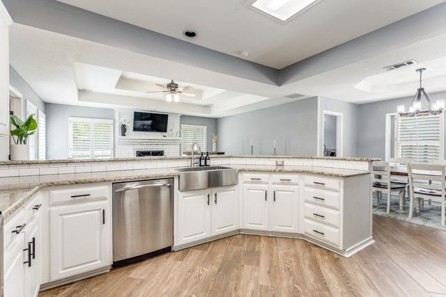 808 Tall Oak Lane, Keller, TX 76248