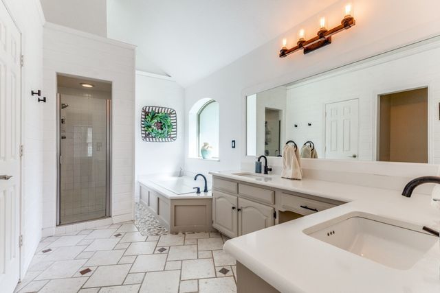 808 Tall Oak Lane, Keller, TX 76248